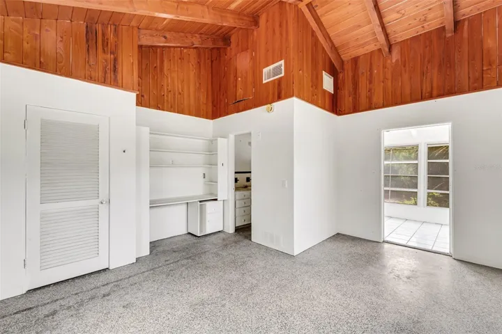 Beachside Suite 2