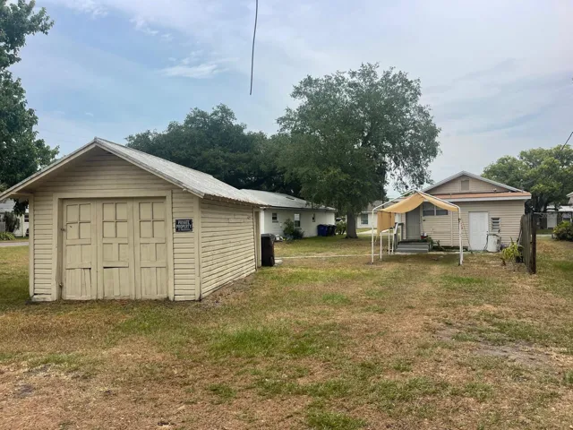 Shed