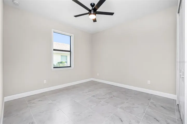 Guest bedroom 2