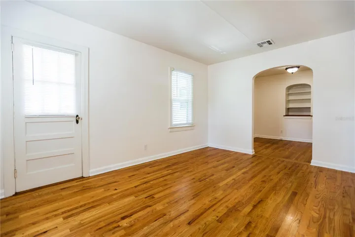 807- Living Room