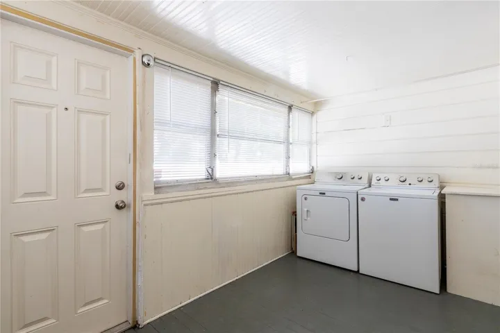 805- Laundry Area