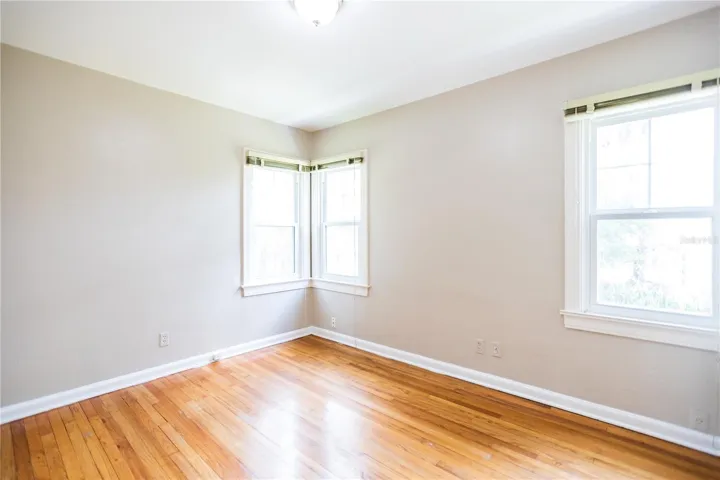 809- Bedroom