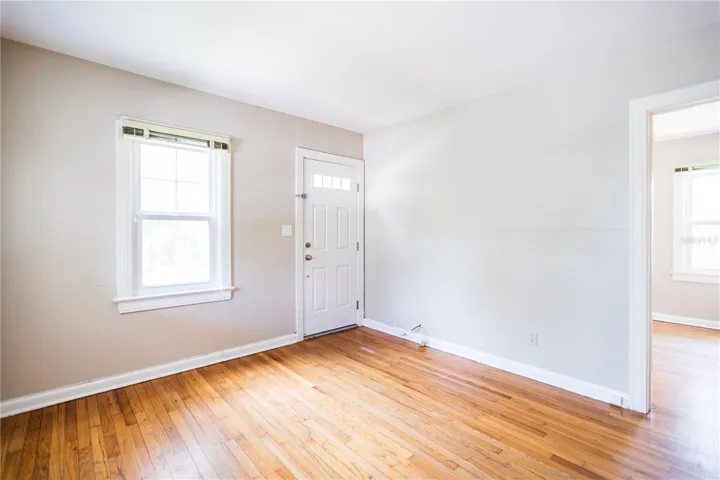 809- Living Room