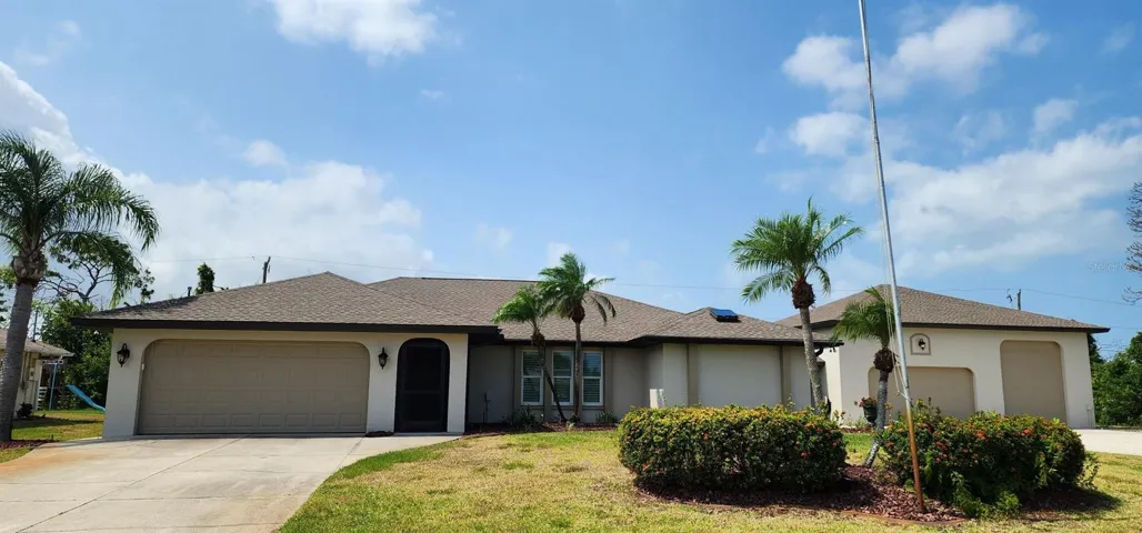 Beautiful Move-in Ready 3 Bedroom, 2.5 Bath, 2 Car Garage Plus Detached 1368 sf Garage on Double Lot....