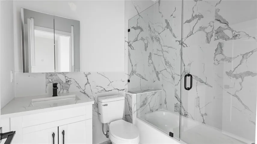 Guest Bathroom #2 - 3rd Floor