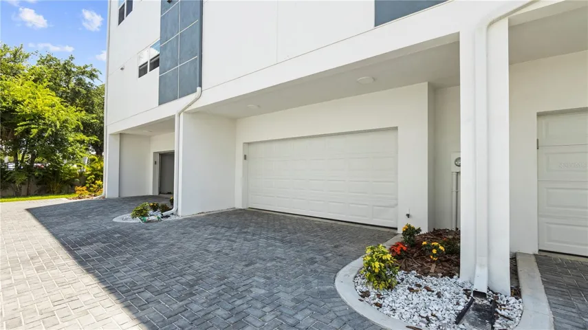 2 Car Garage