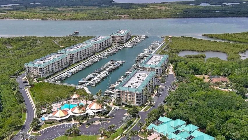 Spectacular intra coastal views and historical Ponce Inlet Lighthouse