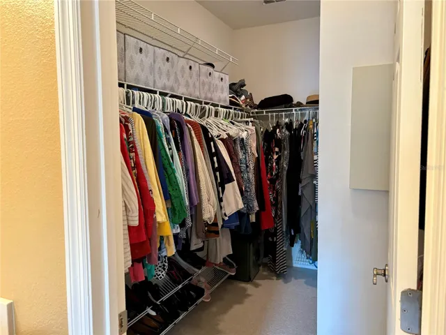 walk in closet