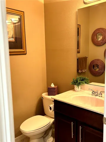 guest 1/2 bath