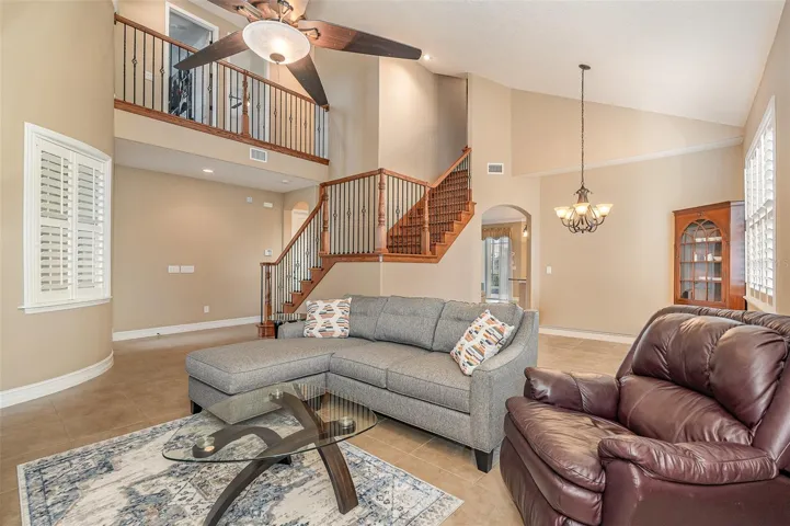 Living Room/view of dining room