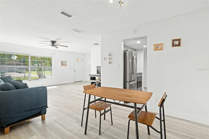 Living/Dining Room 3