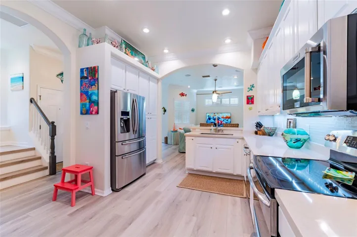First Floor Foyer & Kitchen
