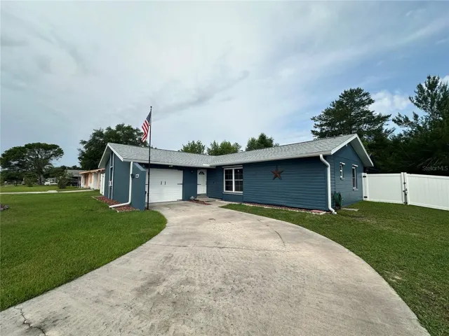 2 bedroom, 2 bathroom, family room/den POOL POOL POOL!!