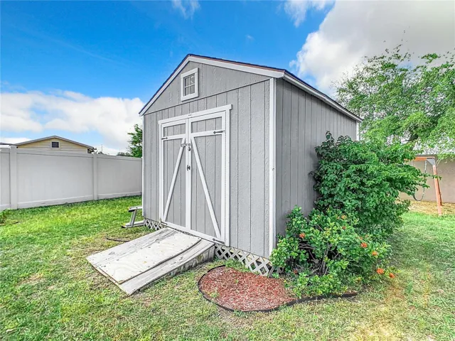 Utility shed in the back yard
