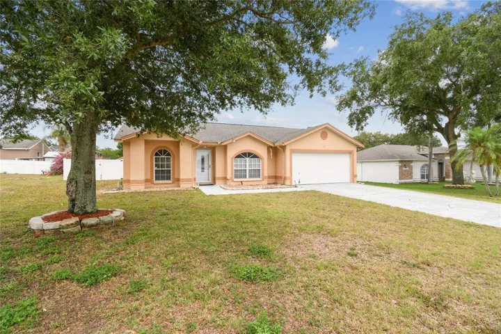 794 Barclay TerraceLake Wales, FL 33853