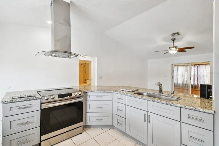 794 Barclay TerraceKitchen