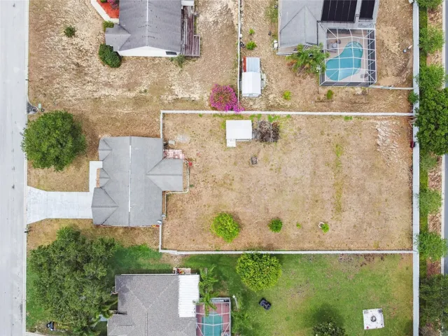 794 Barclay TerraceLake Wales, FL 33853