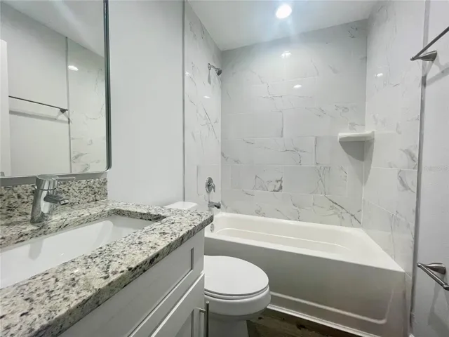 2nd bathroom