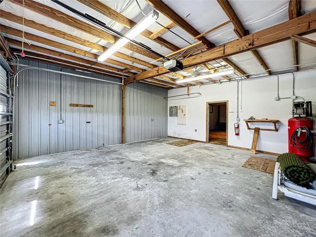 Air compressor in 2 car garage