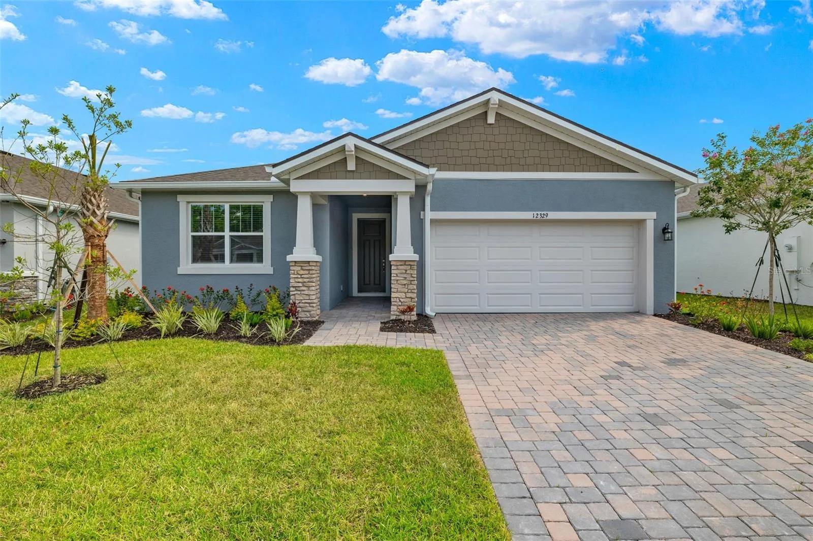 Craftsman 1 Exterior