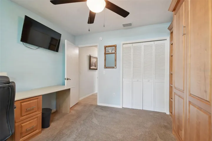 3rd bedroom with Murphy bed