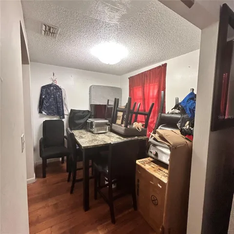 Apt D dining room table