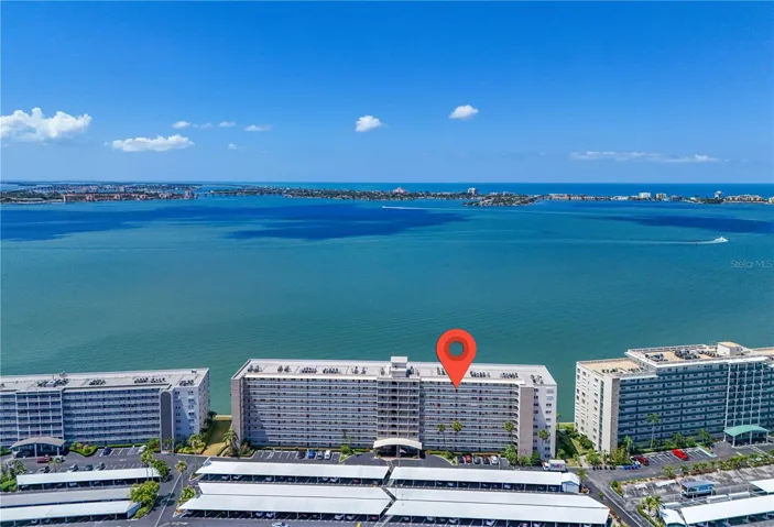 Diplomat Building views of Bay/Gulf