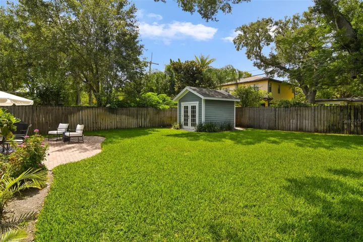 Plenty of yard space