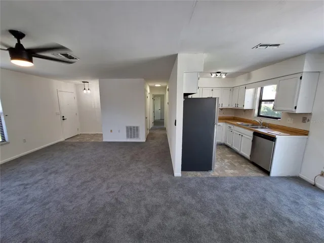 Living/Dining area