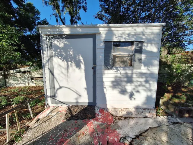 Storage shed