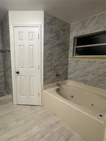 Jetted Tub