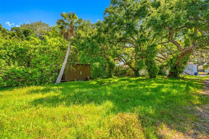 Lot is extremely deep, from the back the detached unit is barely visible.