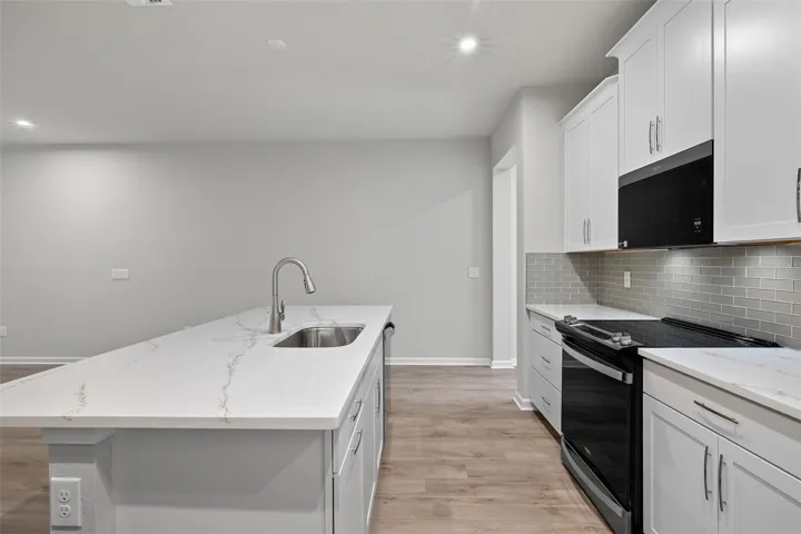 Breakfast Bar/Island