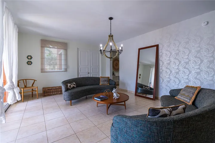 Dinning / Living Room