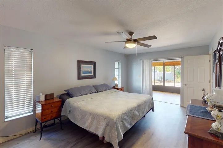 Main bedroom to lanai