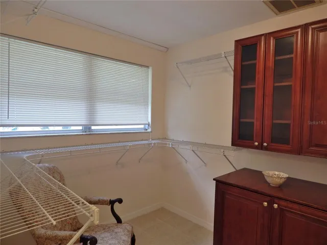 Master Walk In Closet