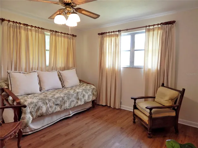 2nd Bedroom