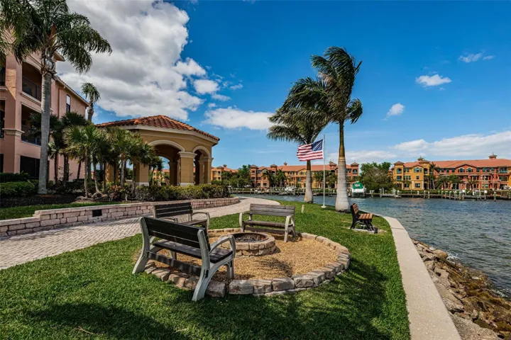 Gazebo/Firepit
