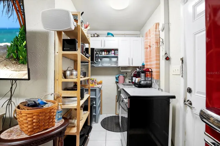Apt. 2 - Kitchen
