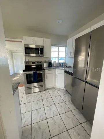 Apt. 1 - Kitchen