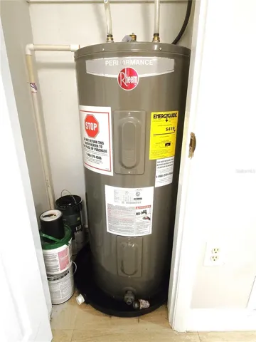 Hot water heater