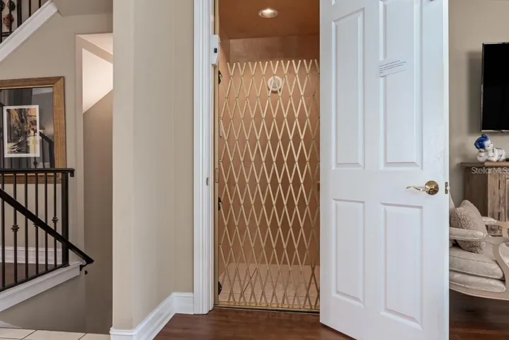 Elevator
