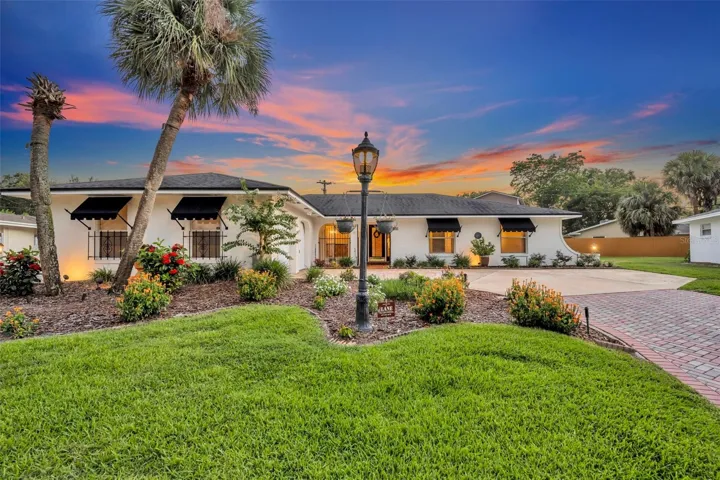 WELCOME TO811 COLLIE LANE!