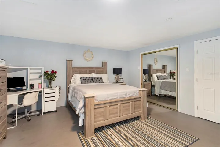 Bonus room/garage