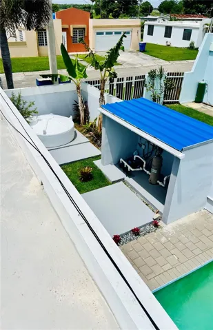 Cistern and pool pump