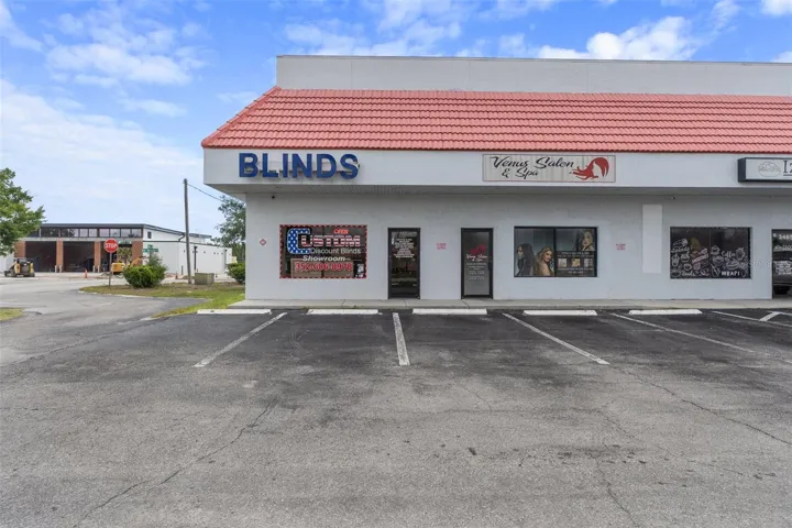 Corner Unit