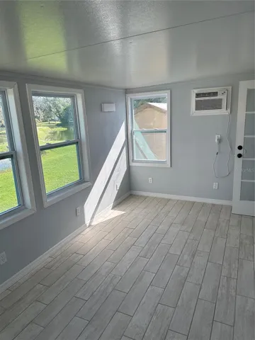 Sunroom with AC unit