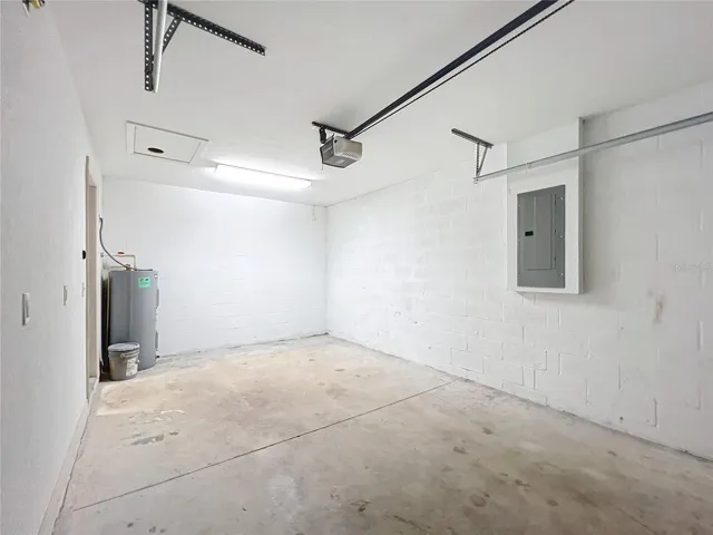 1-Car Garage