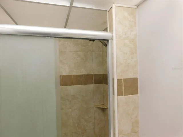 Masterbath room