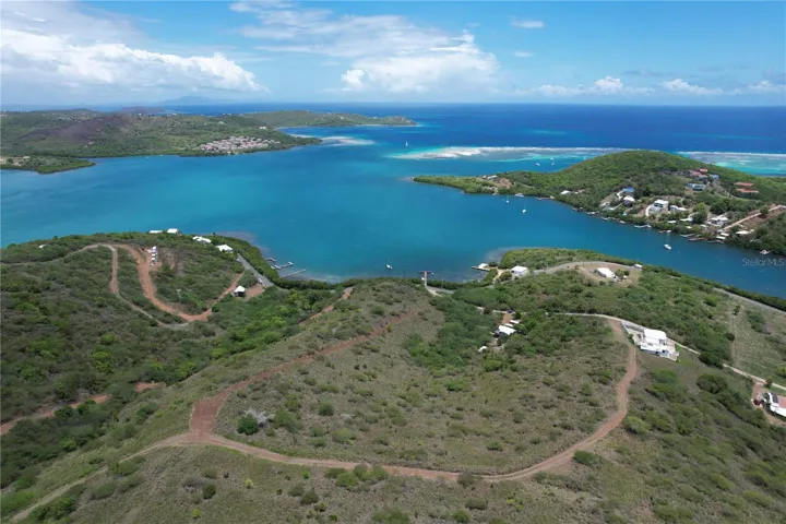 Waterfornt_Fulladosa Bay